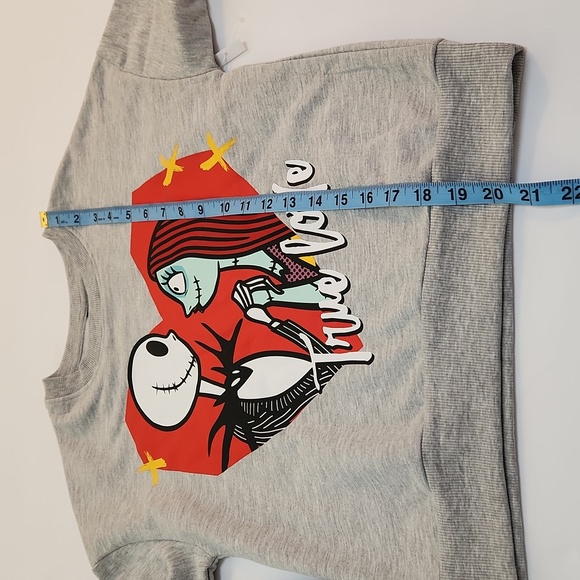 Nightmare Before Christmas Disney Jack & Sally Graphic Sweatshirt Girl's M 7-8 - Picture 3 of 6